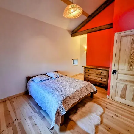 La Menou Holiday home