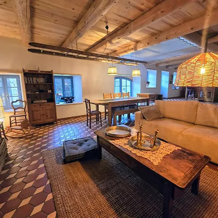 La Menou Holiday home *
